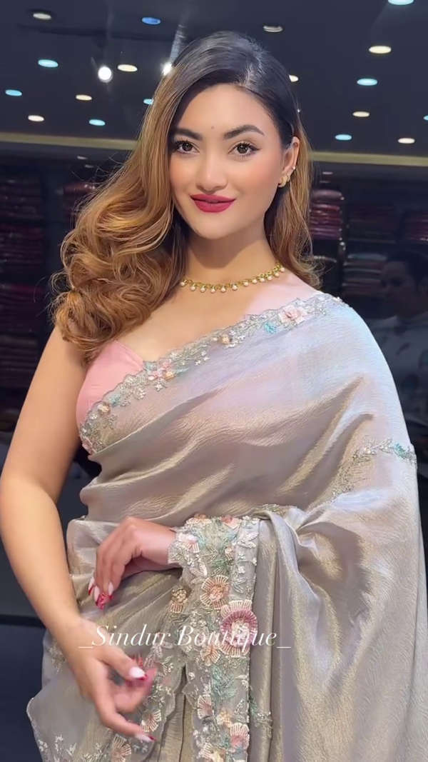 Pearlescent Grace: Contemporary Floral Embellished Silk Saree - Image 2