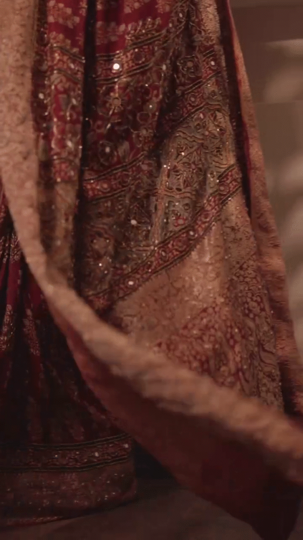🌹 Regal Elegance Banarasi Silk Saree – Timeless Beauty in Every Drape ✨ - Image 7