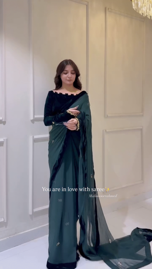 ✨ Enchanting Velvet Elegance Saree ✨