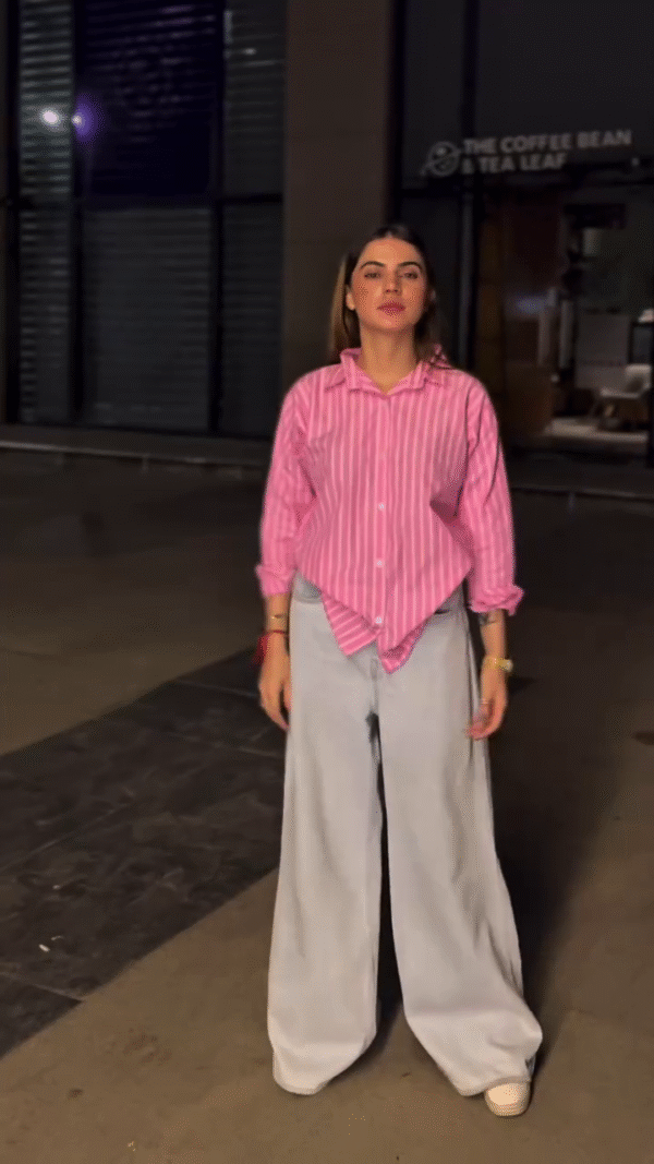 🌸 Effortless Chic: Striped Pink Shirt & Wide-Leg Denim – A Blend of Comfort & Style! 💫 - Image 3