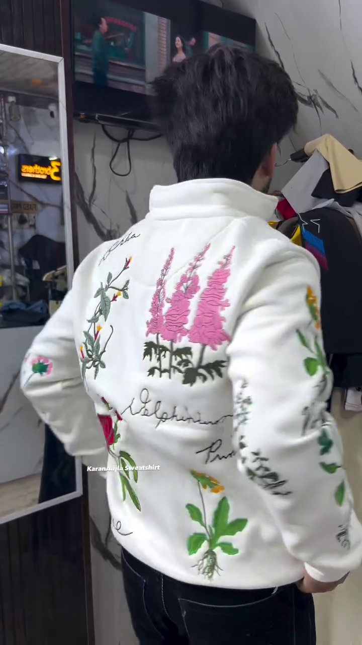 Premium Floral Embroidered Unisex Sweatshirt | Luxury Designer Winter Wear โ๏ธ๐น - Image 4