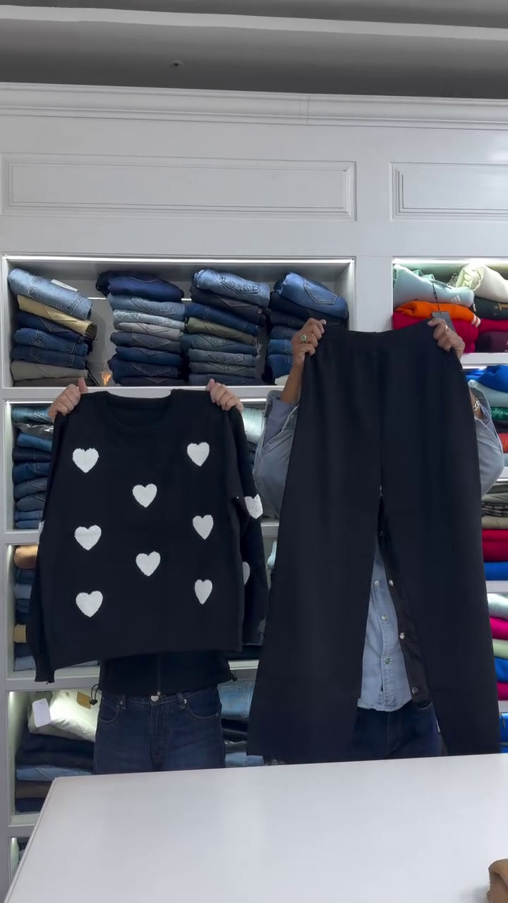 π€ Heartfelt Cozy Knit Co-Ord Set β Sweet, Soft & Effortlessly Stylish π€ - Image 4