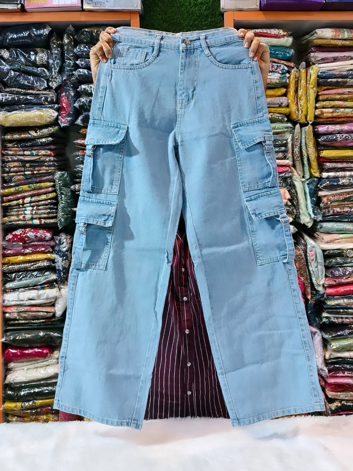 Trendy Light Blue Wide-Leg Denim Cargo Jeans – Utility Meets Street Style - Image 6