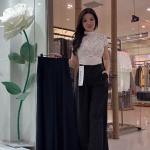 Elevate Your Style with High-Waisted Black Wide-Leg Pleated Trousers