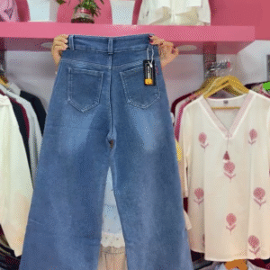 👖 Trendy Wide-Leg Denim Jeans – Effortless Style with Everyday Comfort 💙