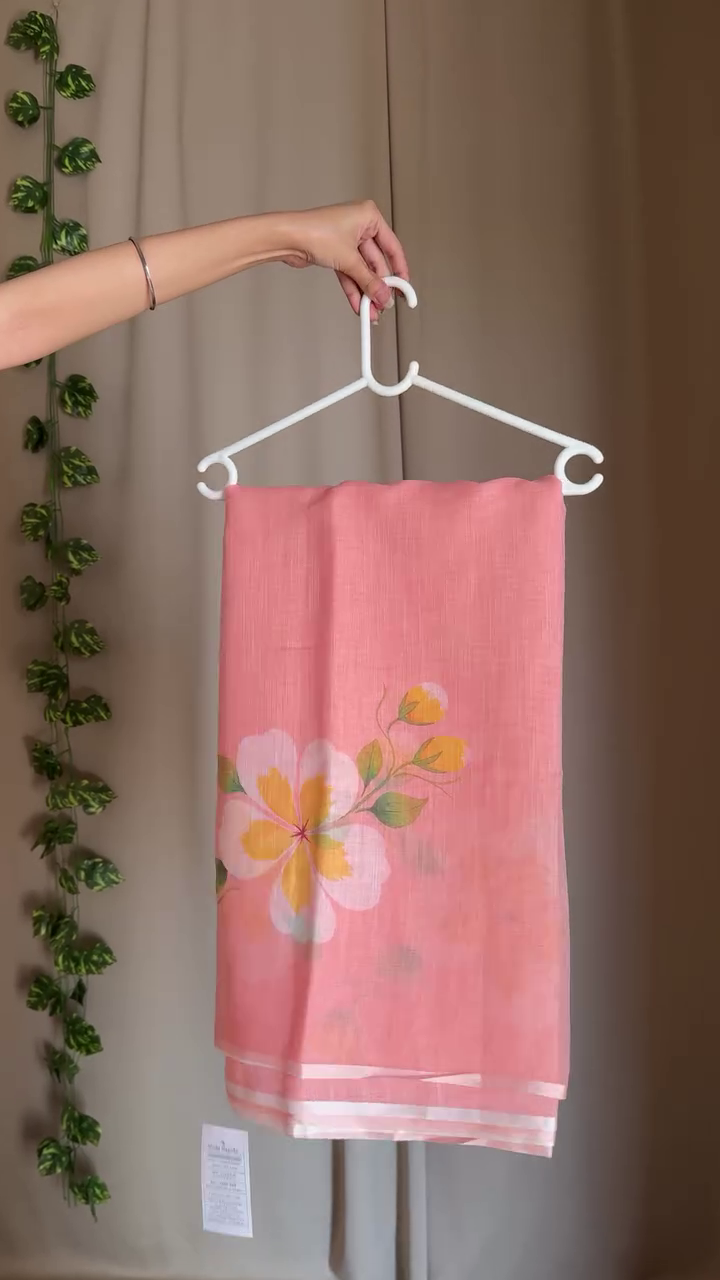 Elegant Floral Printed Soft Cotton Saree - Image 3