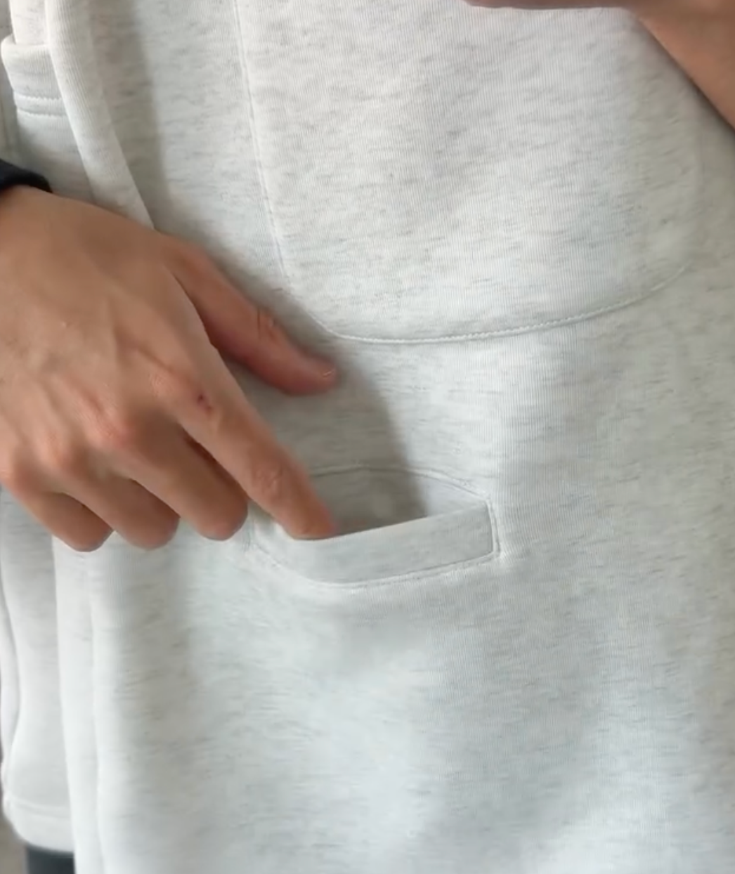 Multi-Purpose Grey Baggy Shorts – Relaxed Fit, Everyday Comfort & Modern Streetwear Style - Image 8