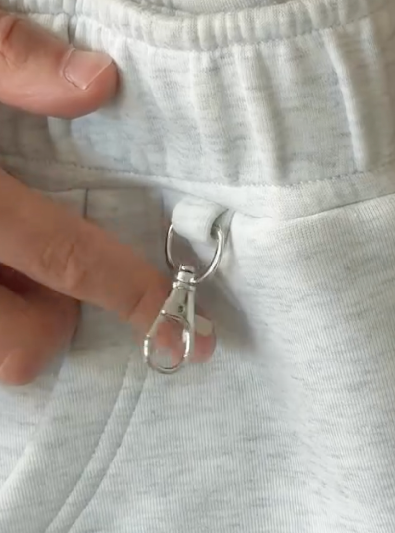 Multi-Purpose Grey Baggy Shorts – Relaxed Fit, Everyday Comfort & Modern Streetwear Style - Image 4