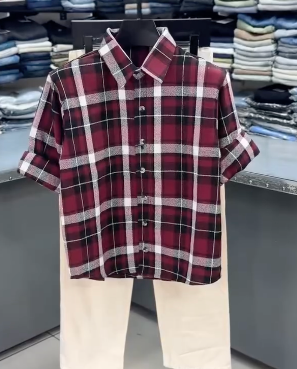Black & White Checked Shirt with Denim Jeans – Stylish Casual Combo for Everyday Wear - Image 5